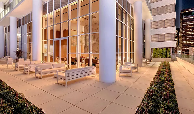 Rented by Koriny NYC LLC | media 24