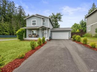 22 NE Max William Loop, Poulsbo, WA 98370