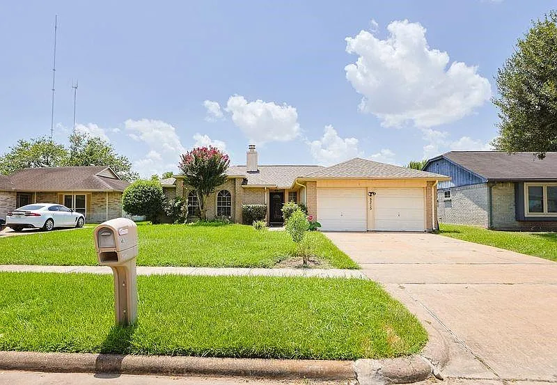 4 bed, 2.0 bath, 1505 sqft, $1,750 — Photo 4