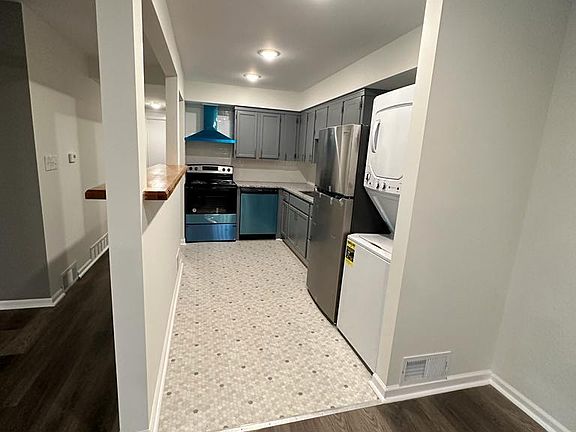 4th image of 8459 Lowell Ave APT B