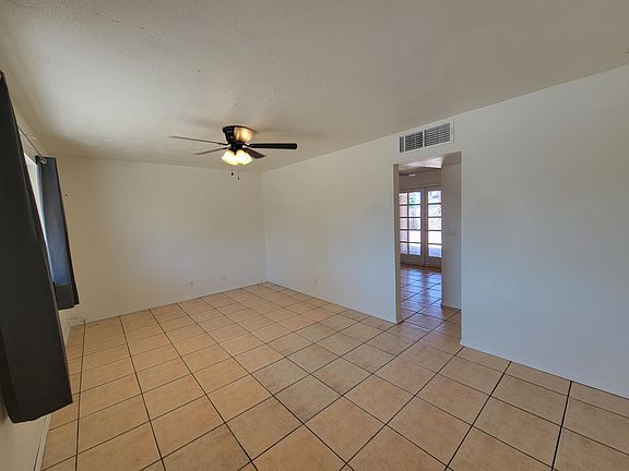 3rd image of 1750 W Pepper Pl