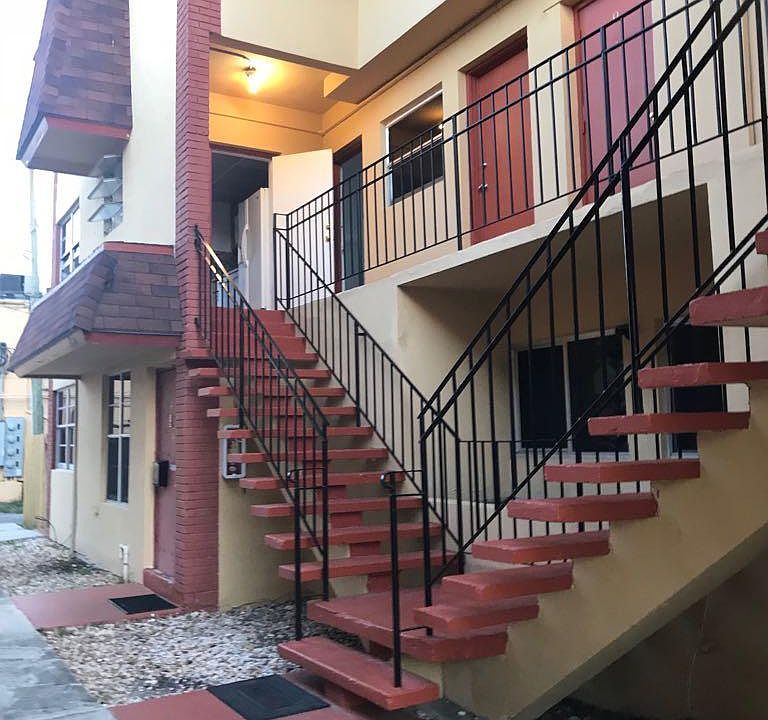 1st image of 2301 NE 170th St APT 10