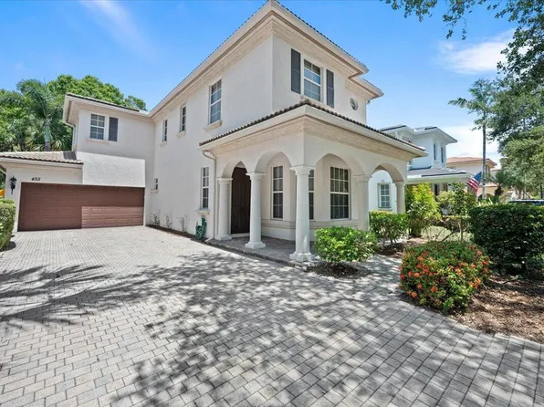 455 Pumpkin Dr, Palm Beach Gardens, FL 33410