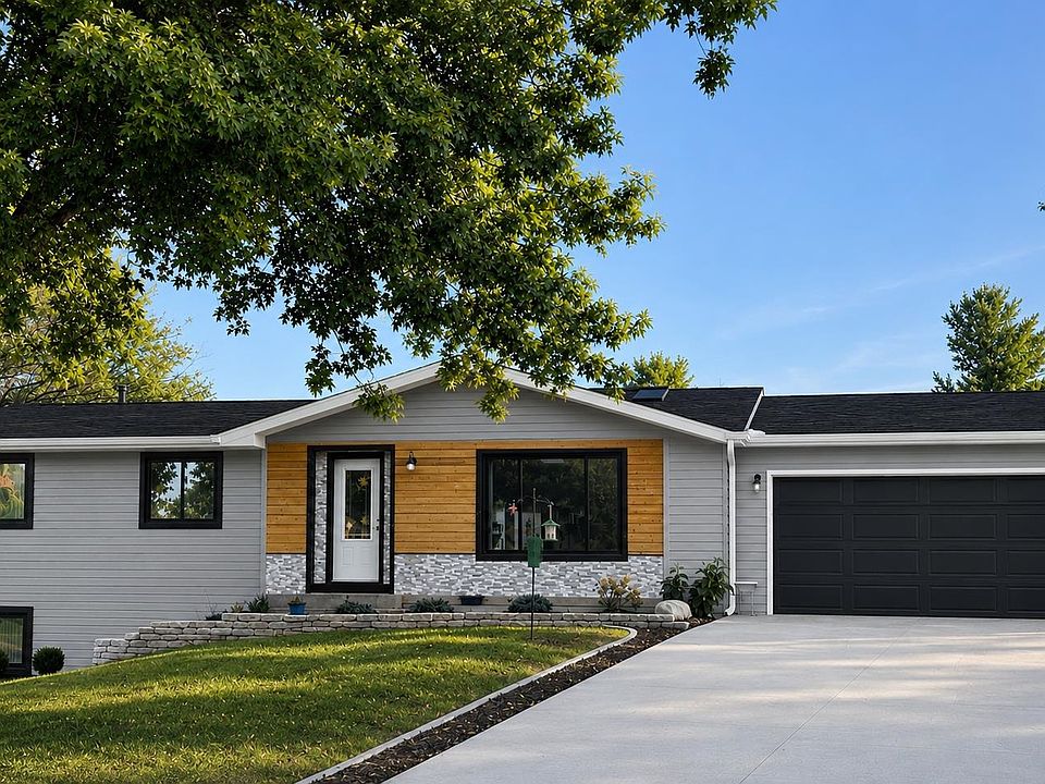 1st image of 336 Forestcliff Cir