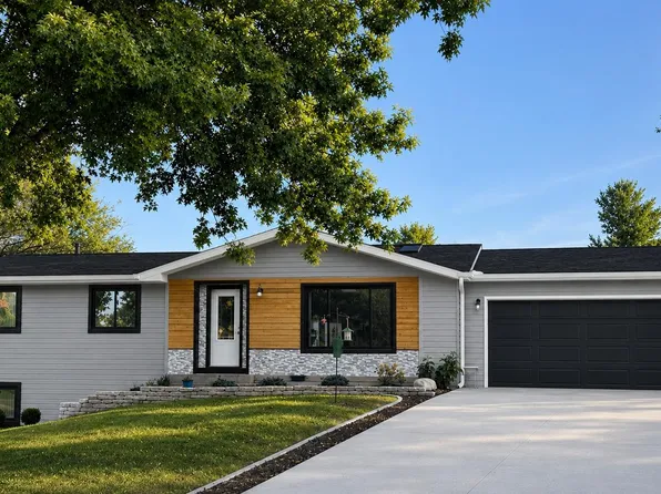 336 Forestcliff Cir, Davis, IL 61019