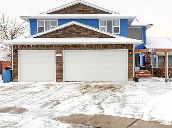 710 N Bankview Close, Drumheller, AB T0J 0Y6