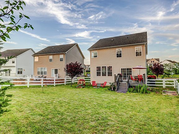 5th image of 535 Middlesex Dr