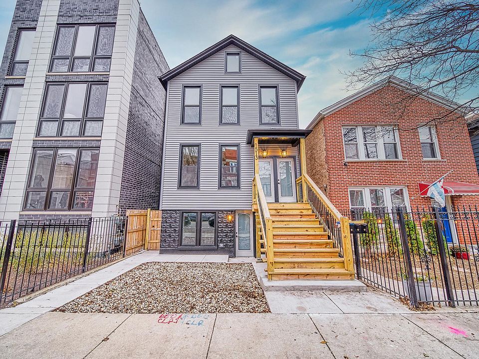 1st image of 1513 W Erie St #2