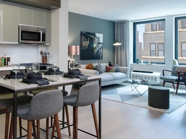 221 West 29th Street image 3 of 5