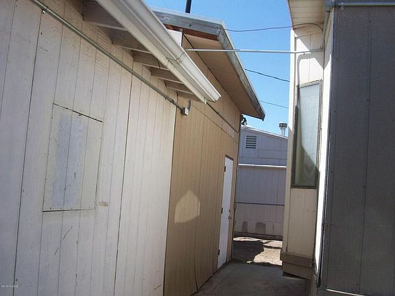 4th image of 4652 N Iroquois Ave