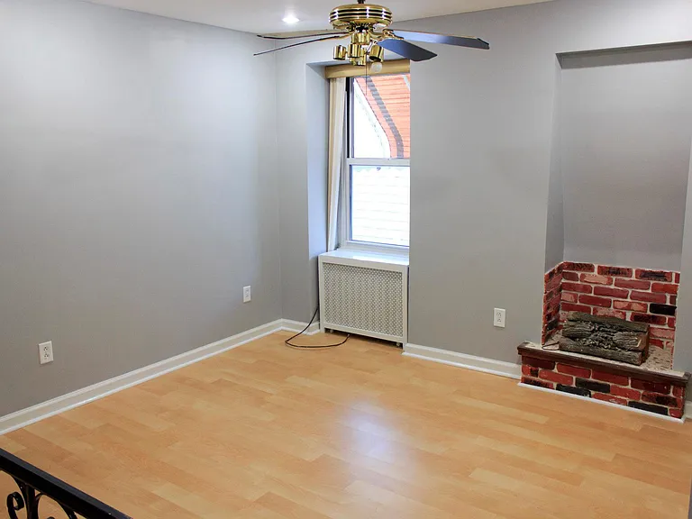 1316 Morris St — Photo 6