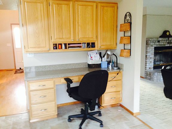 4th image of 4585 Bluff Dr NE