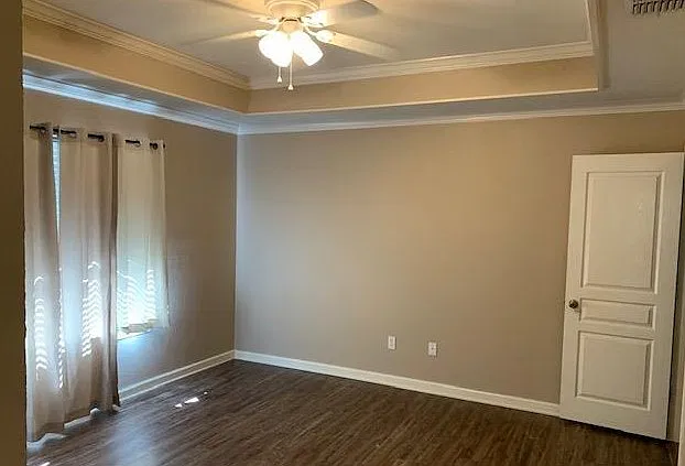 3 bed, 1212 sqft, $1,395 — Photo 2