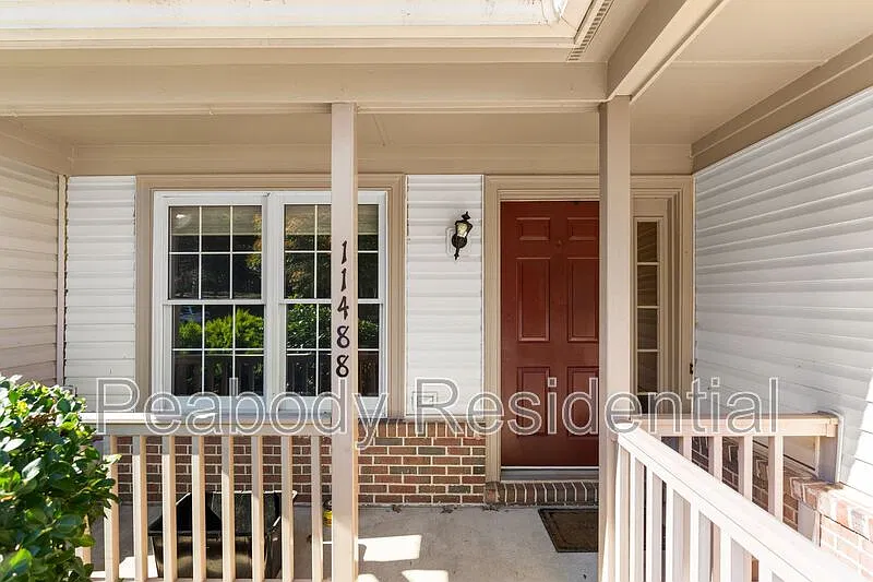 2 bed, 2.5 bath, 1104 sqft, $2,150 — Photo 3