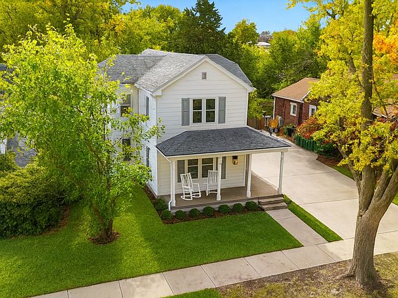 4th image of 1205 Champaign Ave