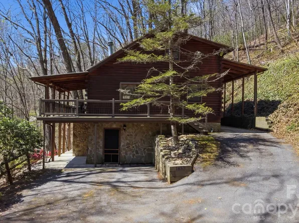 1837 E Alarka Rd, Bryson City, NC 28713