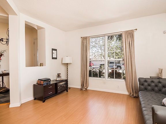5th image of 4112 Collinwood Dr