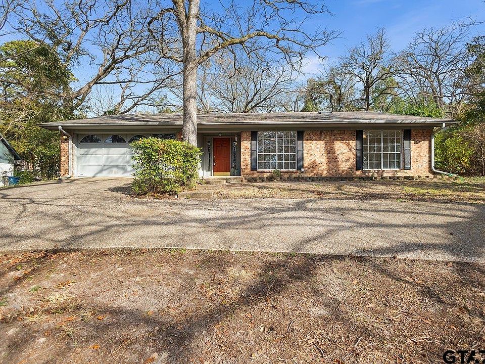 1st image of 517 Dogwood Ln