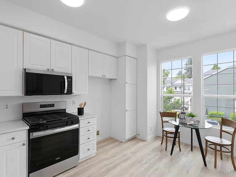 3938 SW 182nd Pl — Photo 16