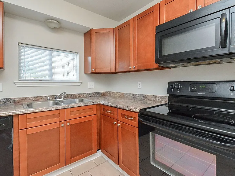 2118 Thonig Rd — Photo 18