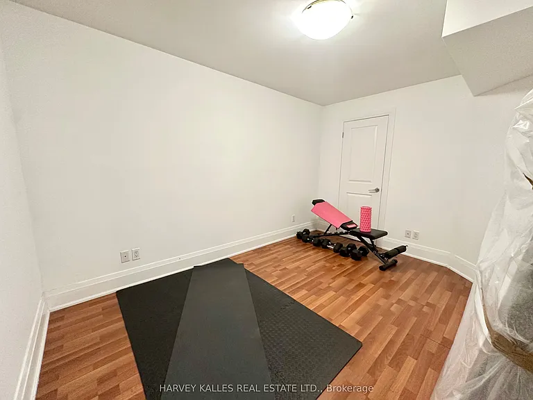 543 Palmerston Blvd #2 — Photo 15