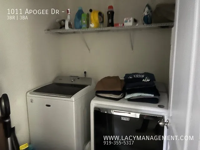 1011 Apogee Dr #1 — Photo 21
