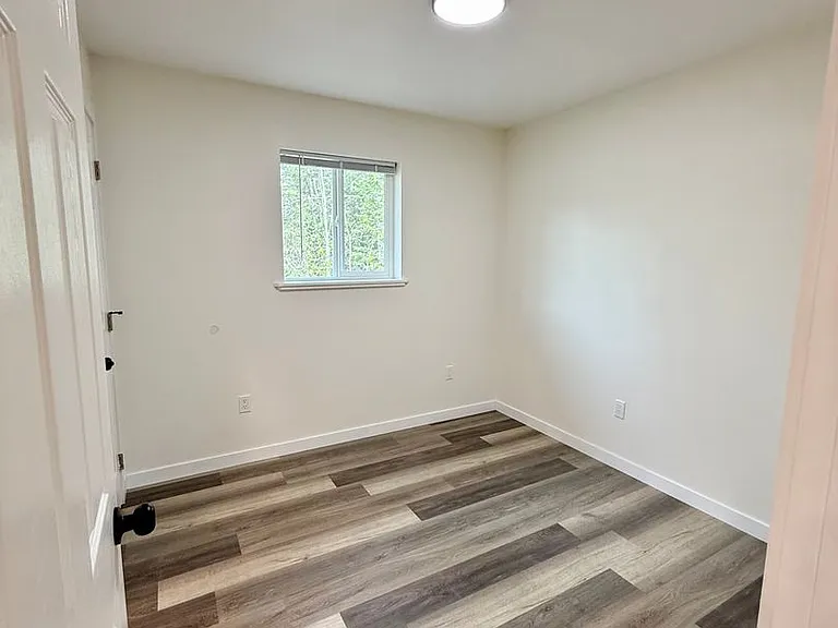 37290 Bings Landing Rd — Photo 10