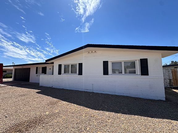 3rd image of 1718 W Oraibi Dr