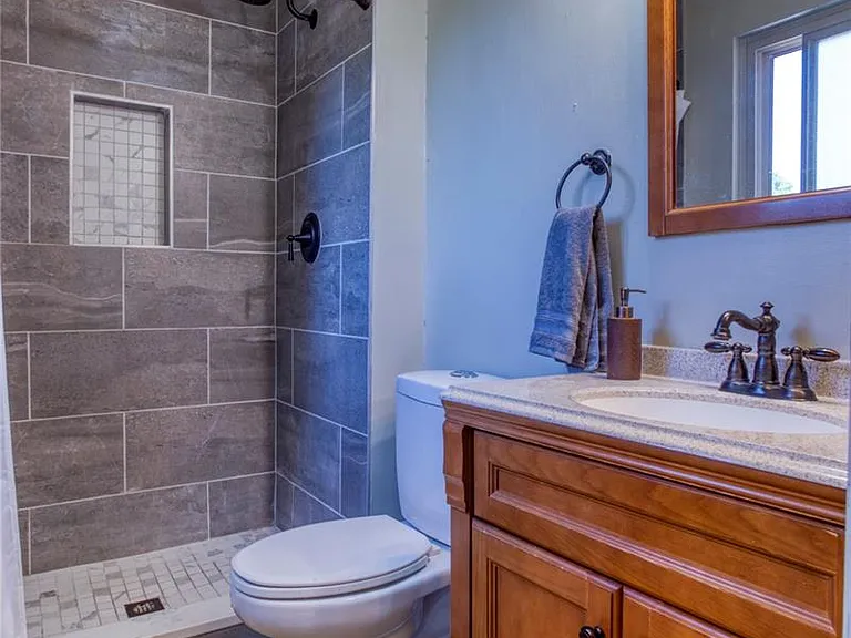 3815 S Pitkin Cir — Photo 5