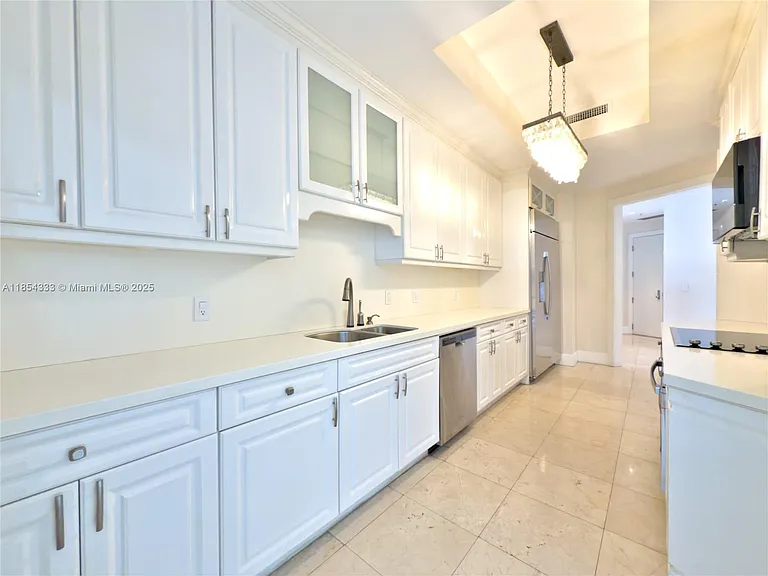 848 Brickell Key Dr #306 — Photo 26