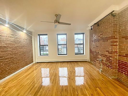 1st image of 712 Washington Ave APT 2
