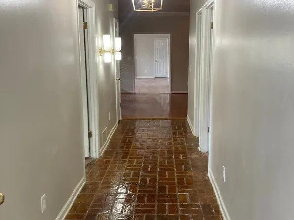 3125 Malone Dr, Montgomery, AL 36106