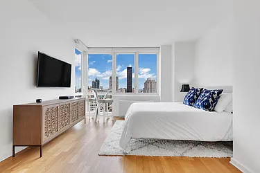 Rented by Cooper & Cooper Real Estate