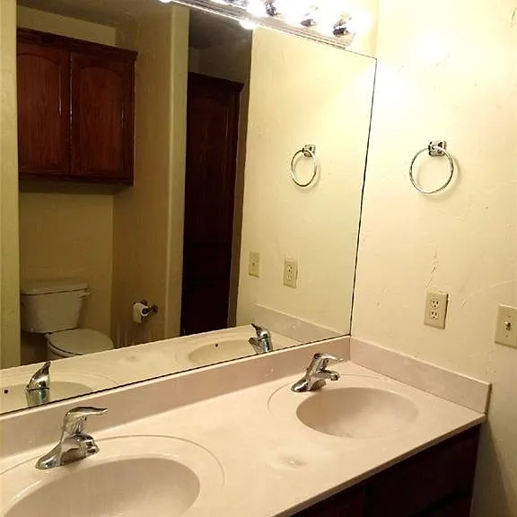 2000 Circle Dr #3 — Photo 11