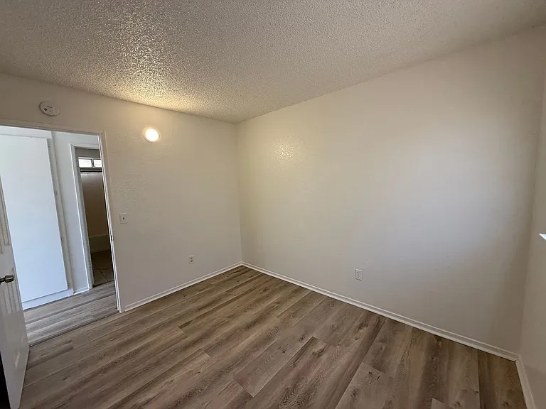 13191 Kiowa Rd — Photo 56