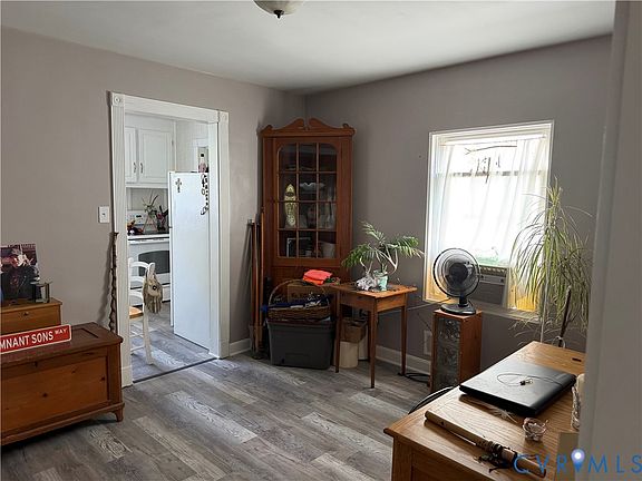 4th image of 5247 Rockland Rd