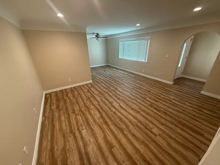 7661 Haldor Pl — Photo 5