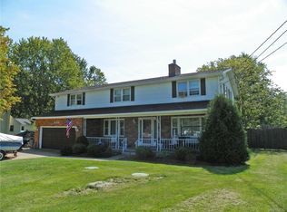 2728 Love Rd, Grand Island, NY 14072