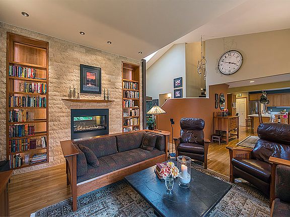 2nd image of 11194 Blue Pond Pl NE