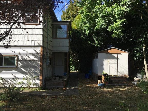 2nd image of 93613 W Howard Ln