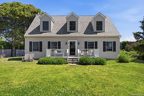59 Peconic Ave Photo 1