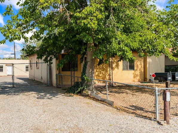 4416 10th St NW, Albuquerque, NM 87107