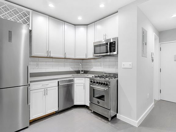 2nd image of 336 E 81st St APT 2D