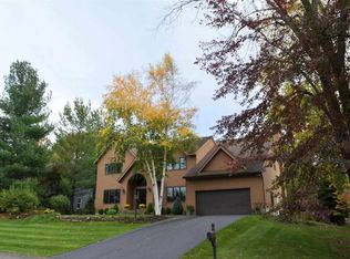 9 Fox Run, Latham, NY 12110