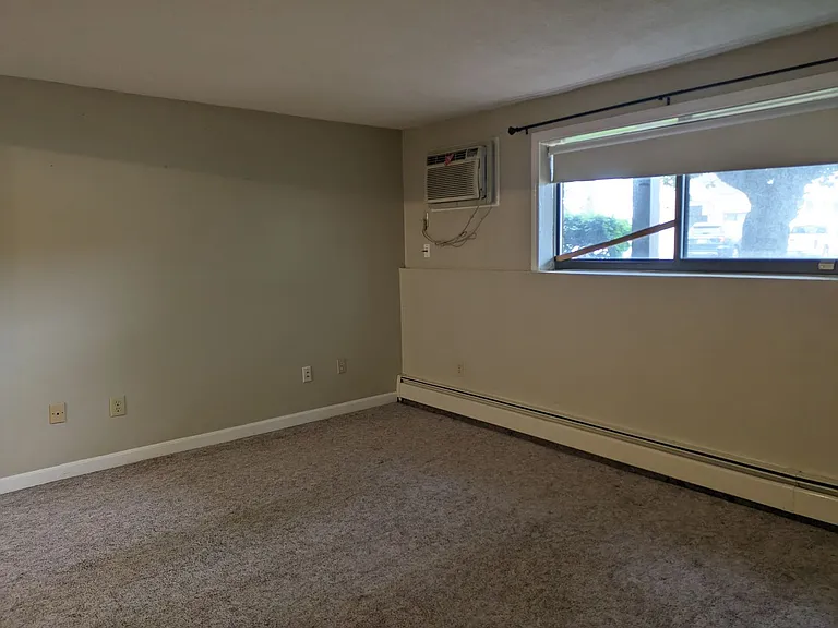 14 Tiffany Rd #2 — Photo 6