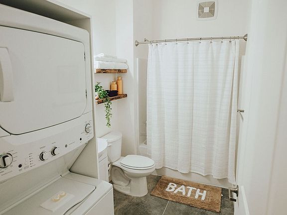 5th image of 111 W Harrell Dr #40
