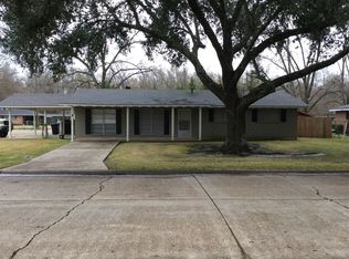 2231 Robin Rd, Alexandria, LA 71301
