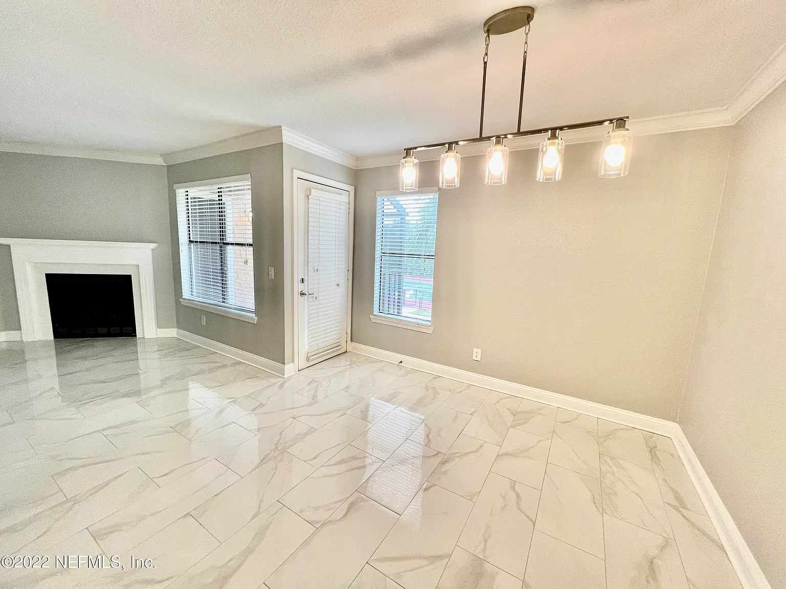 2 bed, 1.0 bath, 890 sqft, $1,770 — Photo 4