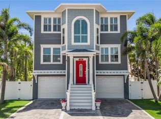 2300 Avenue B, Bradenton Beach, FL 34217