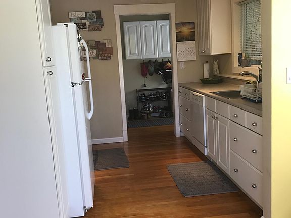 5th image of 1038 Haven Ave